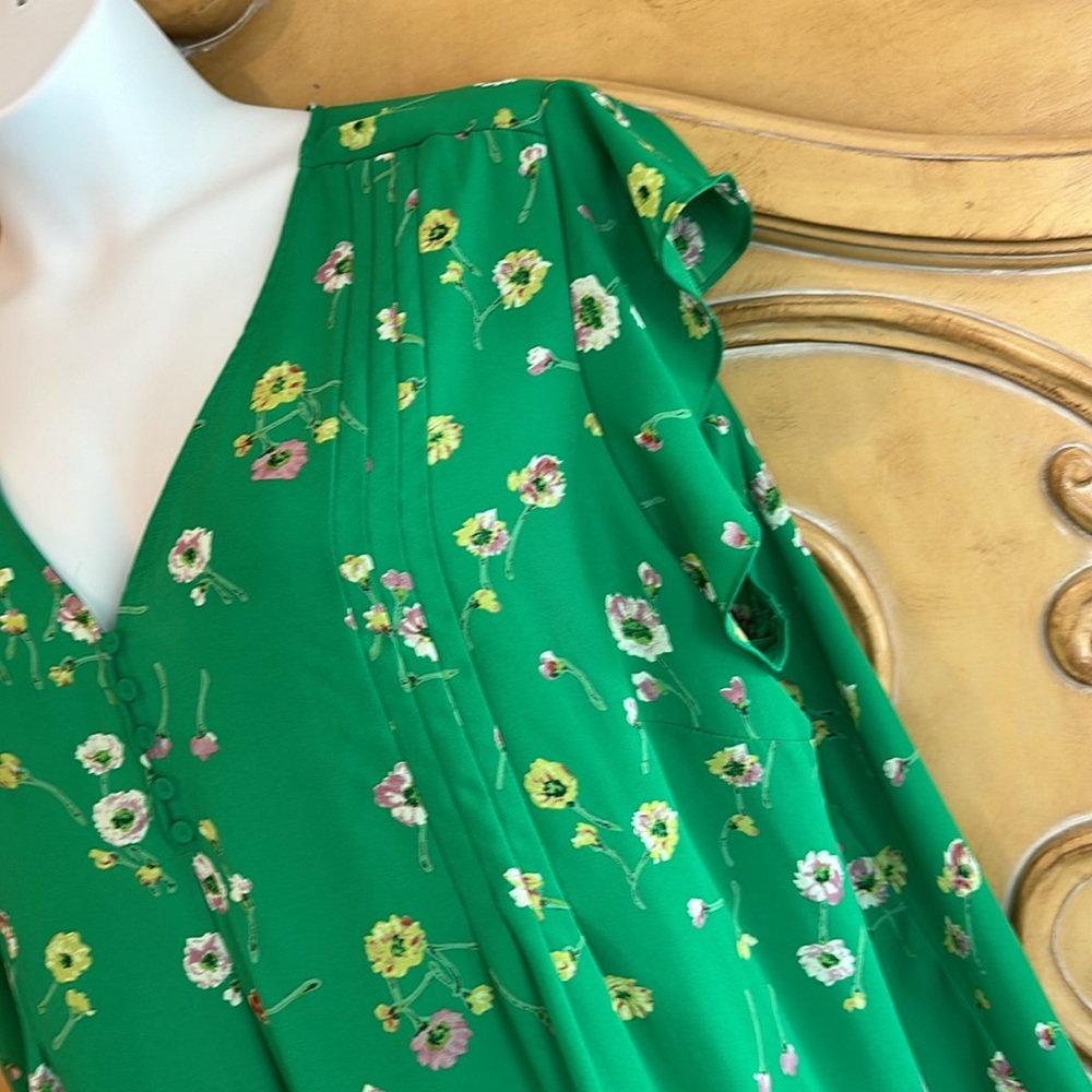 Cynthia Rowley green floral blouse - Picture 3 of 8
